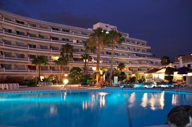 Brauciet atpūtā uz 4* HOVIMA ATLANTIS viesnīcu Tenerifē, Kanāriju salās! 1