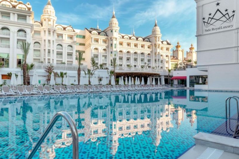 Labas brīvdienas lieliskajā 5* SIDE ROYAL STYLE viesnīcā Sidē, Turcijā!