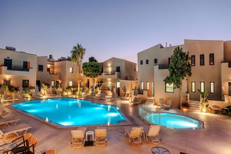 Ērta atpūta 4* BLUE AEGEAN HOTEL & SUITES Guvesā, Krētā!