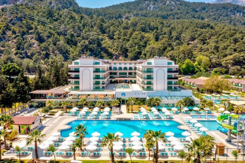 Kvalitatīvas brīvdienas 5-zvaigžņu Dosinia Luxury Resort 1
