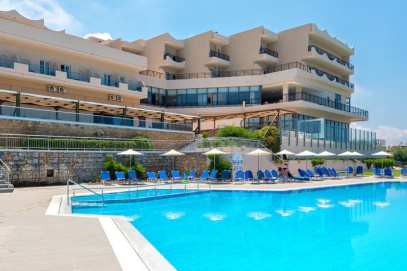 Ērts atvaļinājums 4* THEMIS BEACH viesnīcā Krētā, Grieķijā!